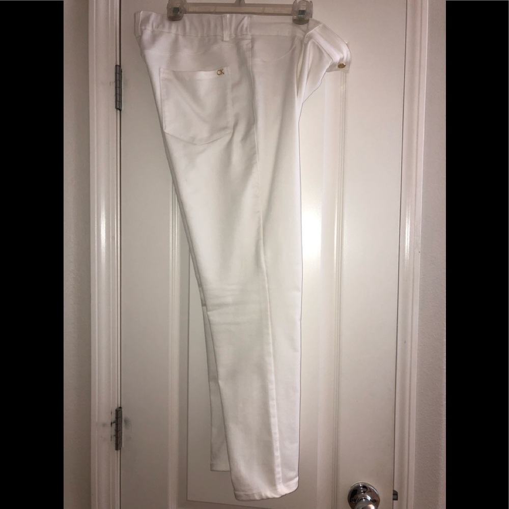 Calvin Klein Casual pants